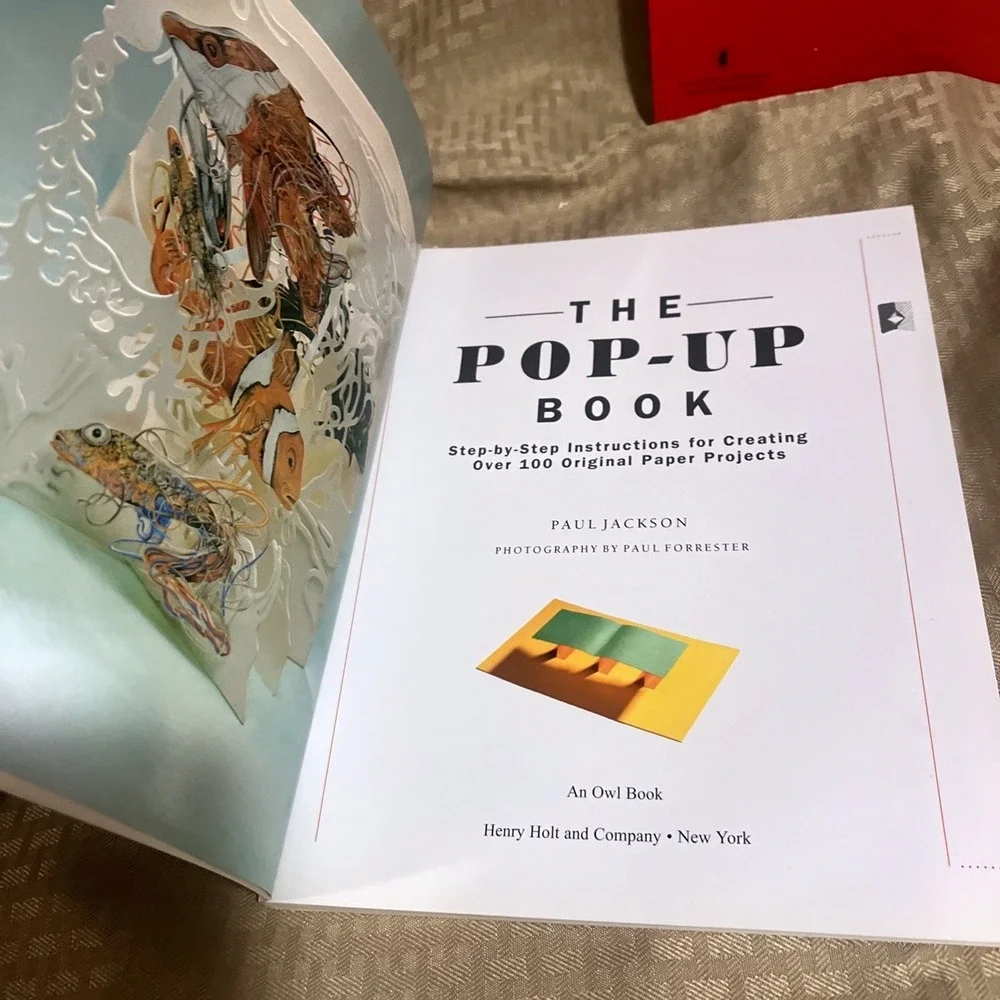 Lot Of 2 NOS Pop-Up Paper Craft Books Paul Jackson Emma Angel 3-D Cards 2005